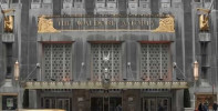 Waldorf Astoria s plošticami?