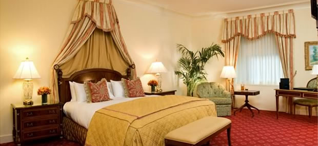 waldorf-astoria-premier-suite2