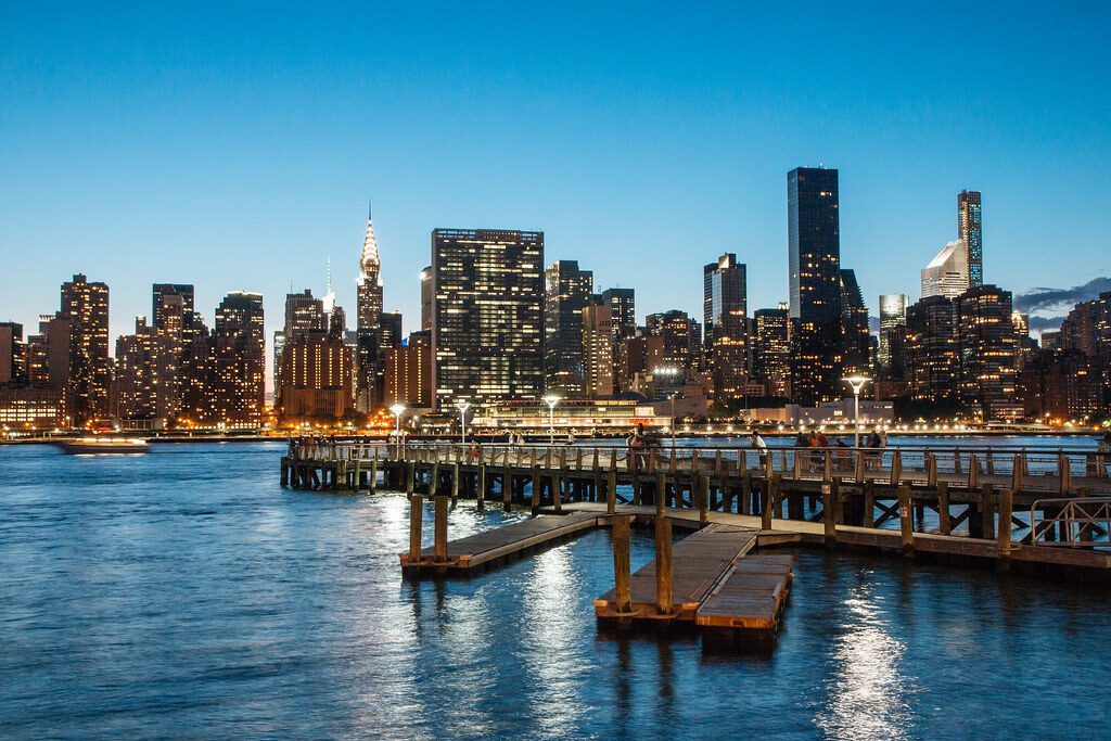 Gantry Plaza State Park