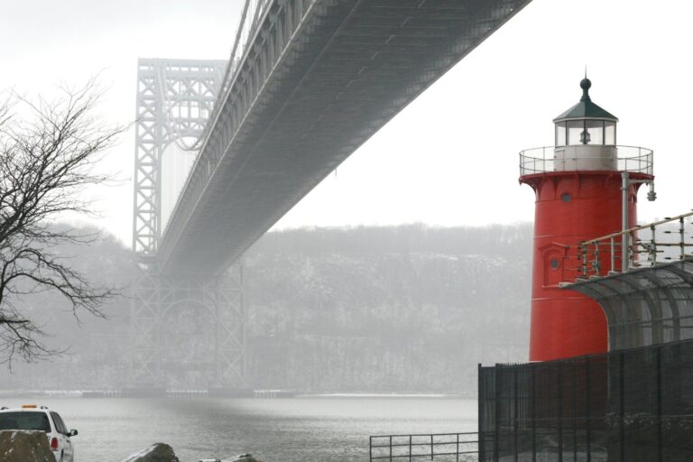 Little Red Lighthouse